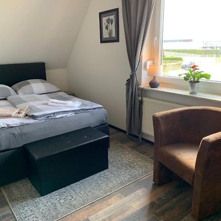 Privates Ferienzimmer An Der Nordsee Husum  Exterior photo